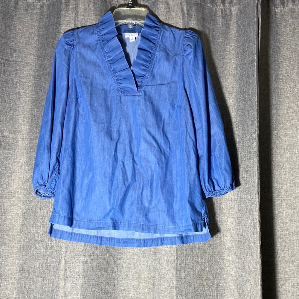 Crown & Ivy Blue 100 % cotton Blouse